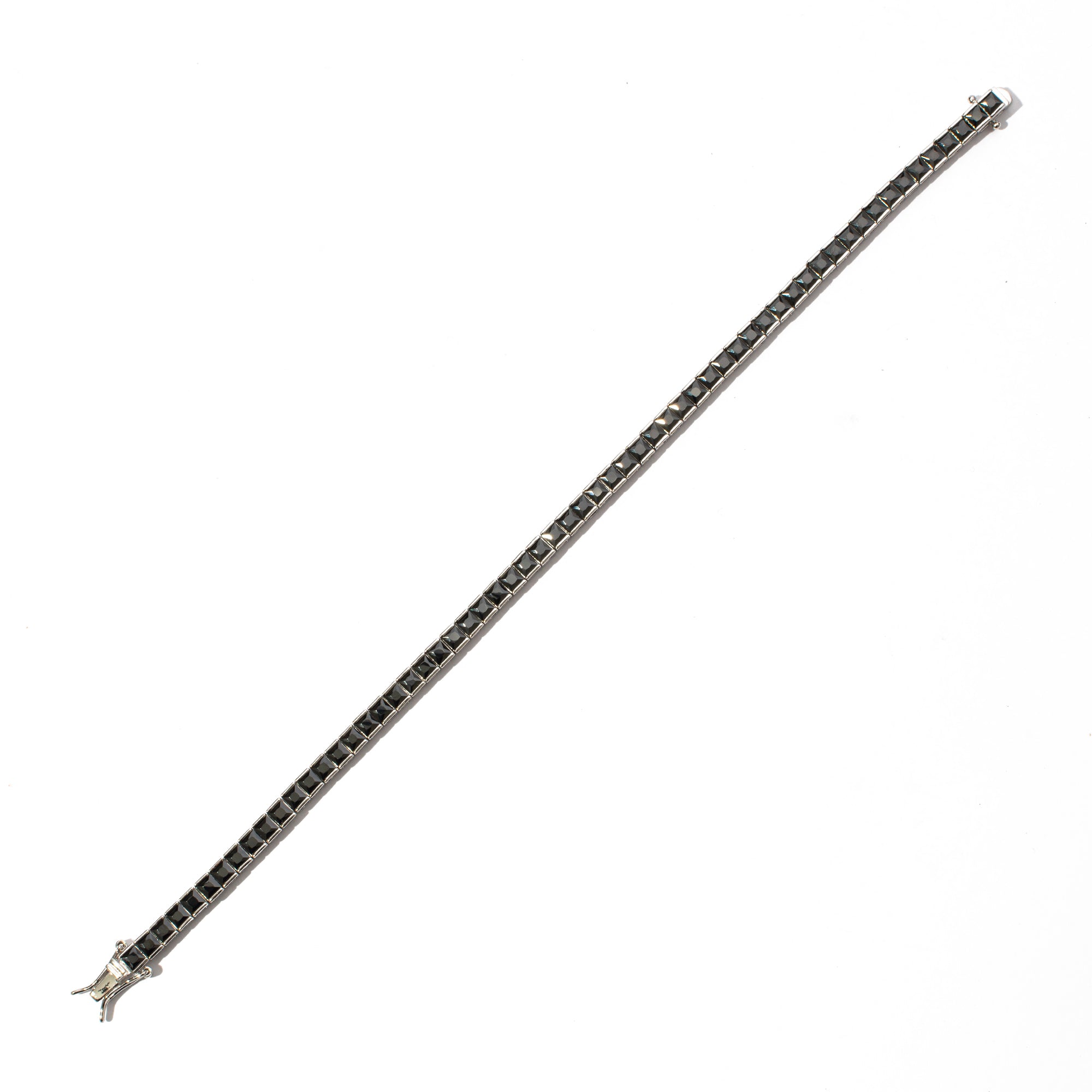 Bracciale tennis pietre nere taglio carrè 4mm
